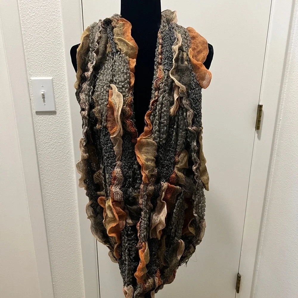 Cejon Ruffled Infinity Scarf – Textured Fall Neutrals